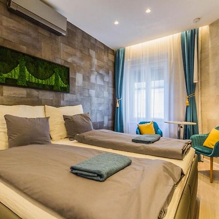 Chain Bridge Studio Apartment Budapest Exteriör bild