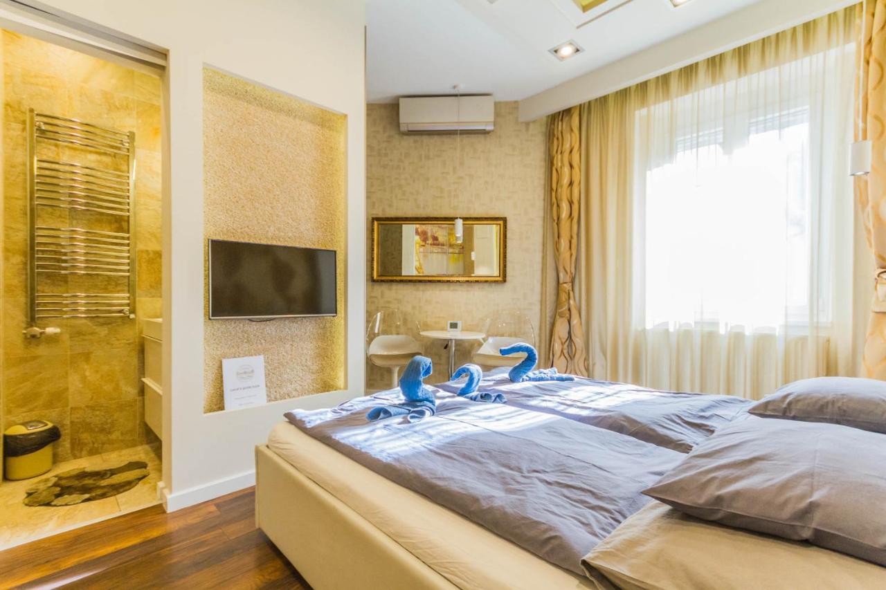 Chain Bridge Studio Apartment Budapest Exteriör bild