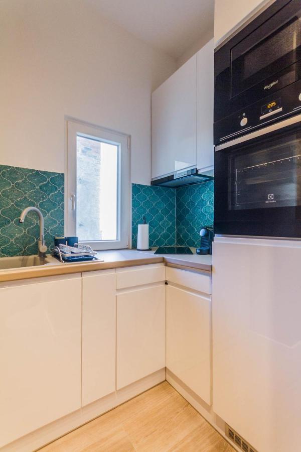Chain Bridge Studio Apartment Budapest Exteriör bild